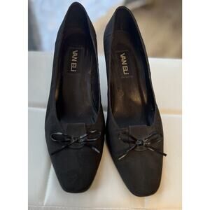 VAN ELi Women’s Almond Toe Bow Pump Heels Size US 9 M Black Satin